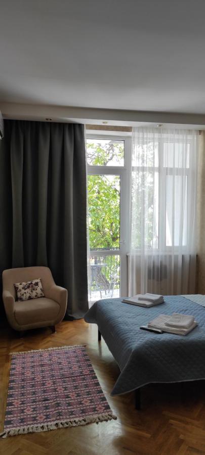 Tranquil Apartment In Vake 第比利斯 外观 照片