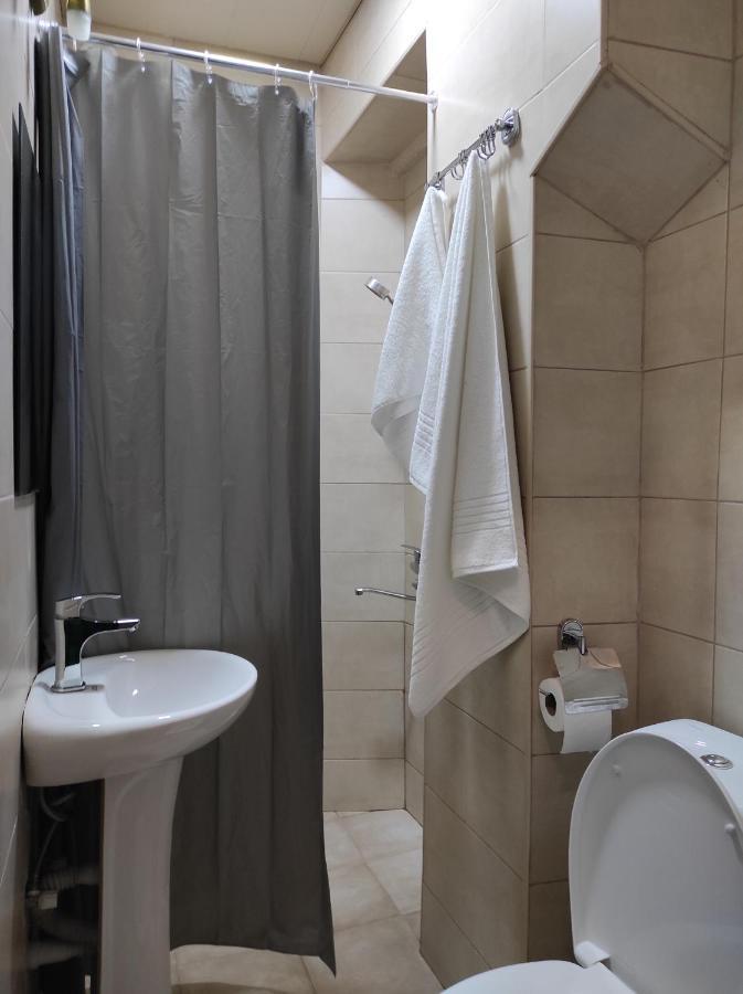 Tranquil Apartment In Vake 第比利斯 外观 照片
