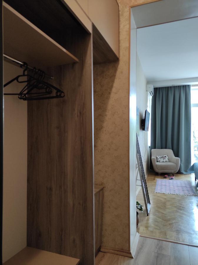 Tranquil Apartment In Vake 第比利斯 外观 照片