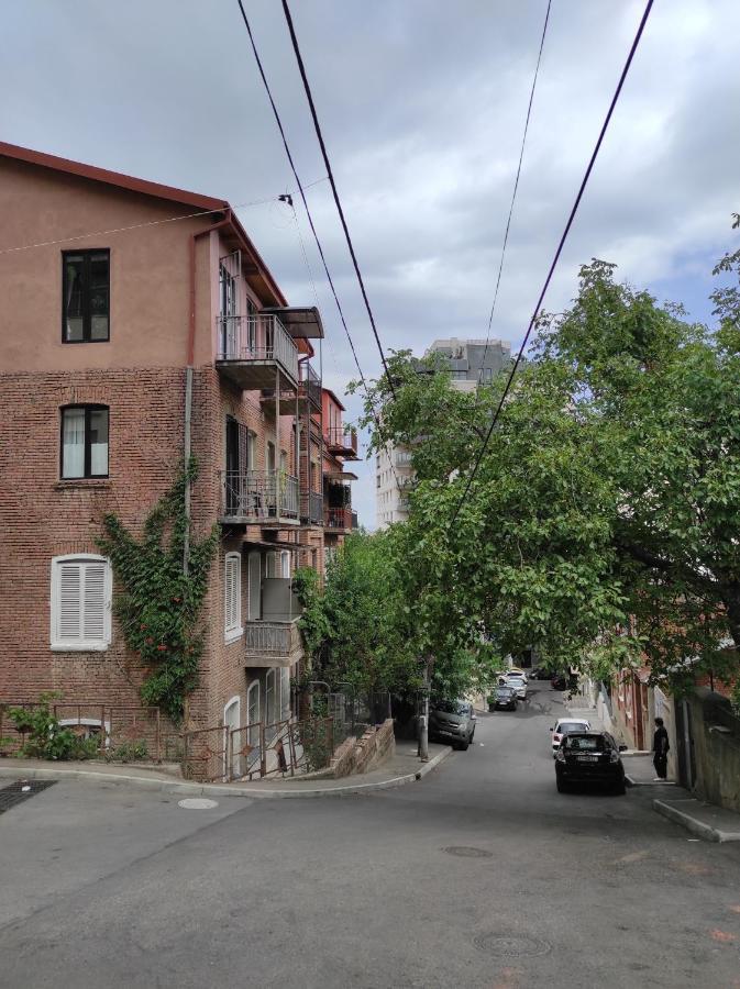 Tranquil Apartment In Vake 第比利斯 外观 照片